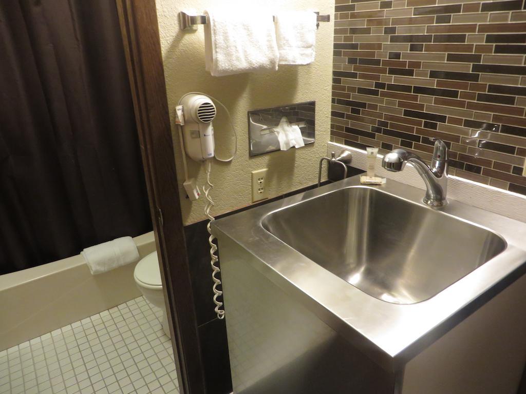 Riverside Suites North Mankato 객실 사진